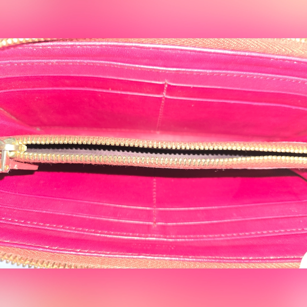 Miu Miu Dark Fuchsia Croc Embossed Leather Long Zip Wallet With COA - Picture 11 of 12